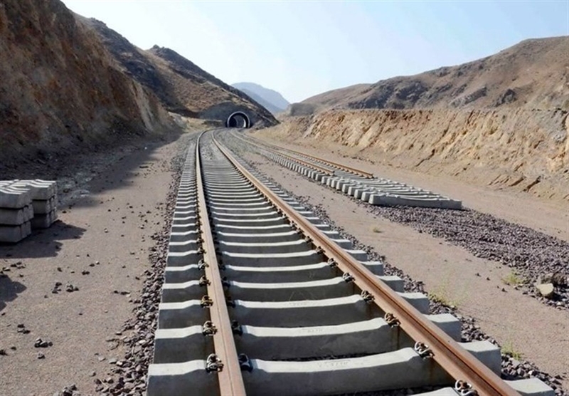 پرتال حمل و نقل- معاون وزیر راه و شهرسازی اعلام کرد: اختصاص 200 میلیون یورو از محل منابع صندوق توسعه ملی به خط ‌آهن چابهار 